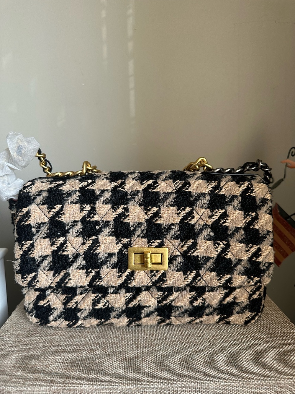 Quilted Houndstooth Chain-Handle Shoulder Bag in Black & Cream